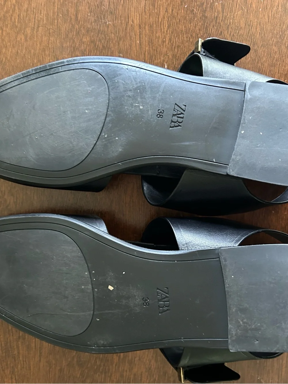 ZARA Women’s Black Leather Fisherman Sandals - Picture 5 of 6